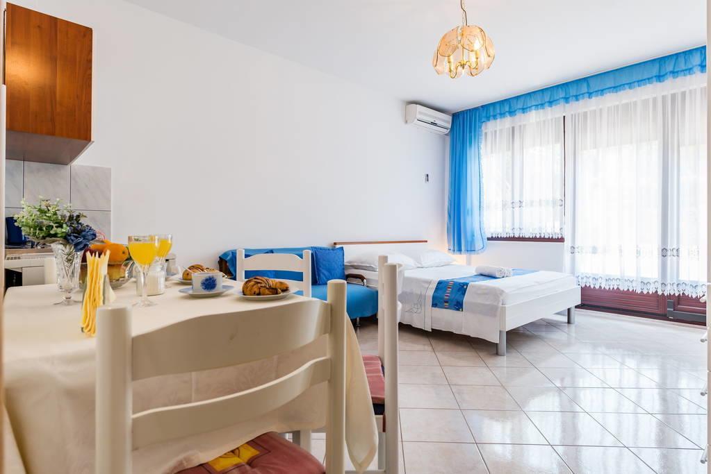 Apartments Silvi Podstrana Zewnętrze zdjęcie